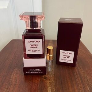 Tom Ford Cherry Sm@ke